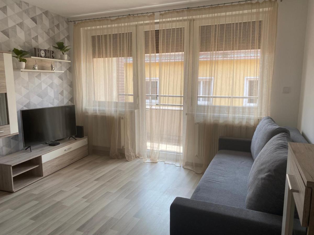 Simonffy Central Apartment Debrecen Bagian luar foto